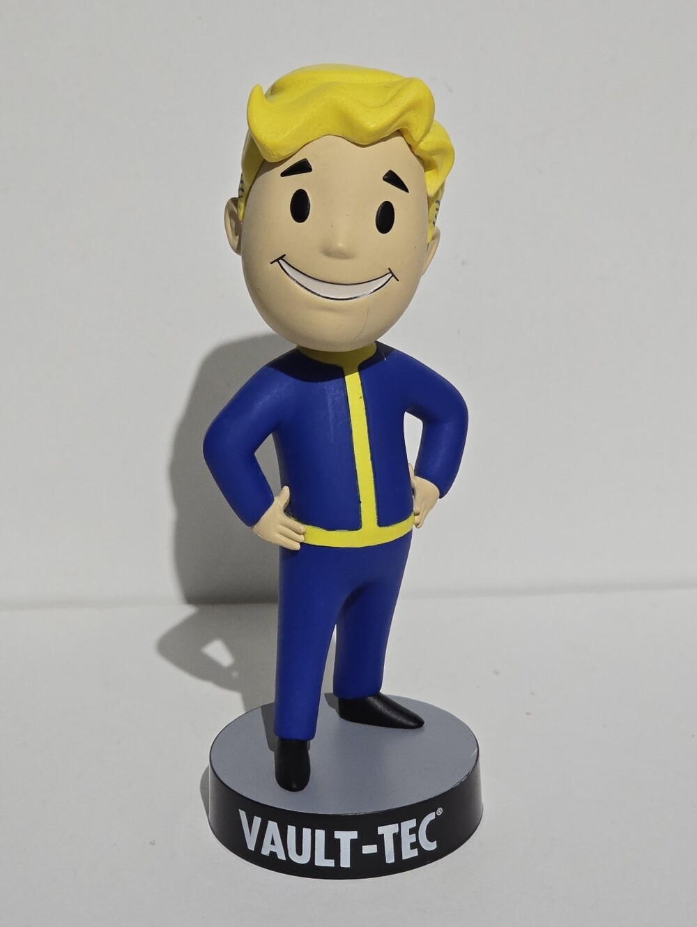 Fallout 76 Vault Boy 5.25" Bobblehead Vault-Tec